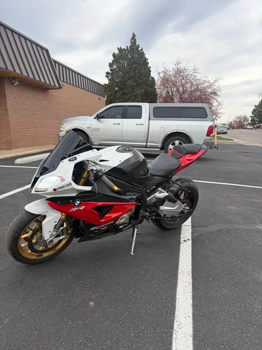 2013 BMW S1000 - Image 3 of 10