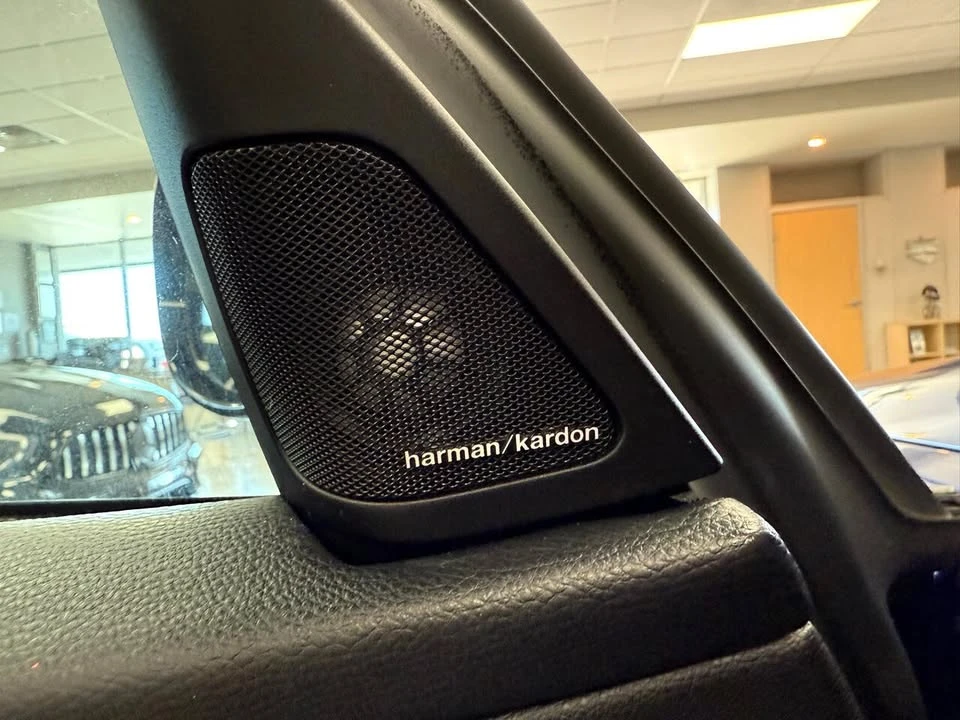 2013 BMW 3 Series - Image 9 of 19