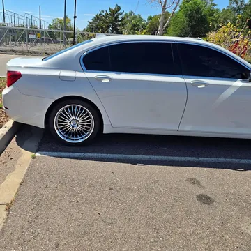 2013 BMW 740Li