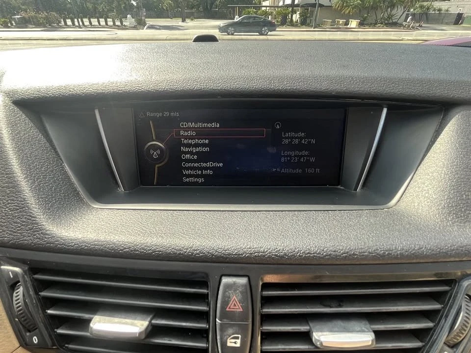 2013 BMW E84 X1 - Image 9 of 16