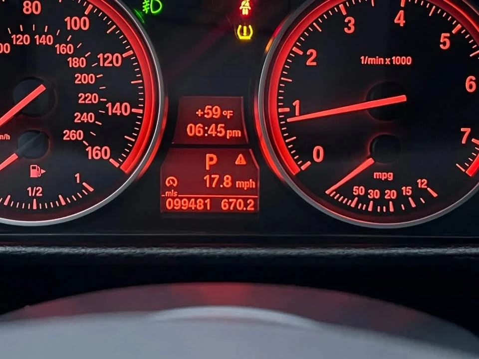 2013 BMW E84 X1 - Image 6 of 11