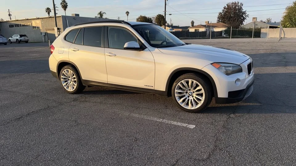 2013 BMW E84 X1 - Image 2 of 12