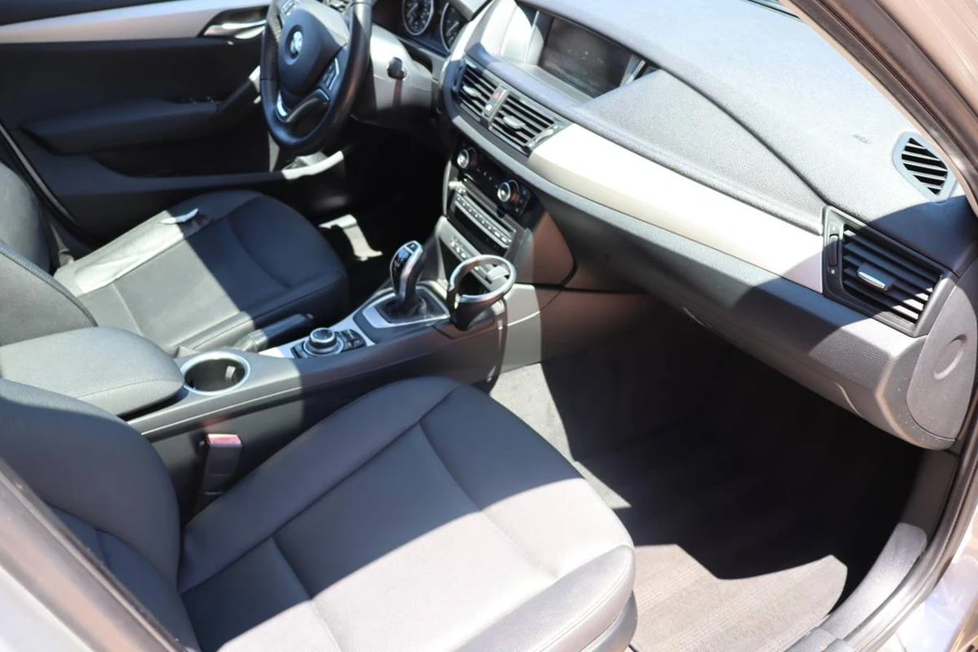 2013 BMW E84 X1 - Image 2 of 17