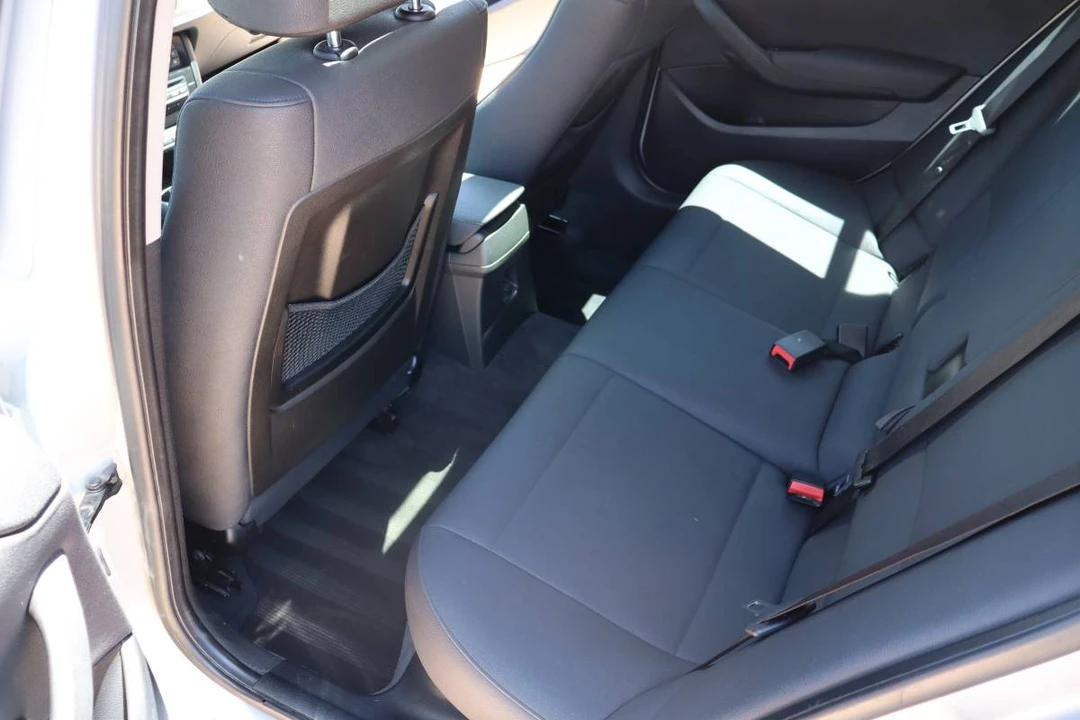 2013 BMW E84 X1 - Image 11 of 17