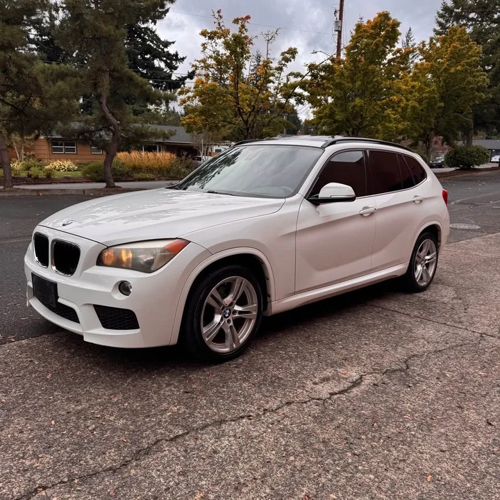 2013 BMW E84 X1 - Image 2 of 11