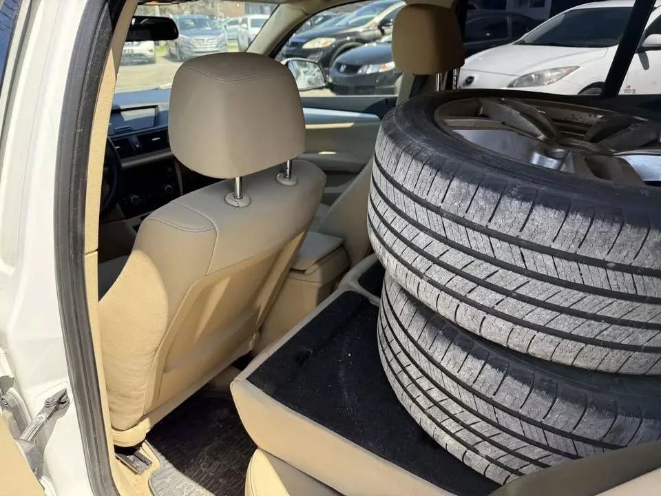 2013 BMW E84 X1 - Image 13 of 18