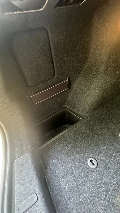 2013 BMW E84 X1 - Image 11 of 17