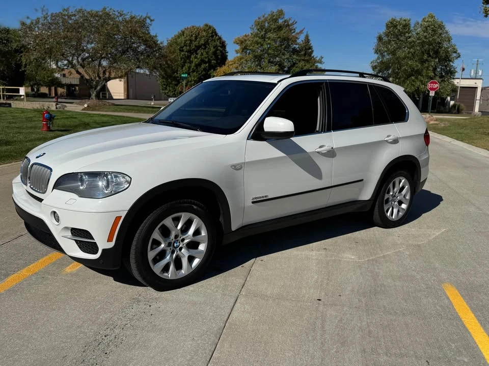 2013 BMW E70 X5 - Image 2 of 20