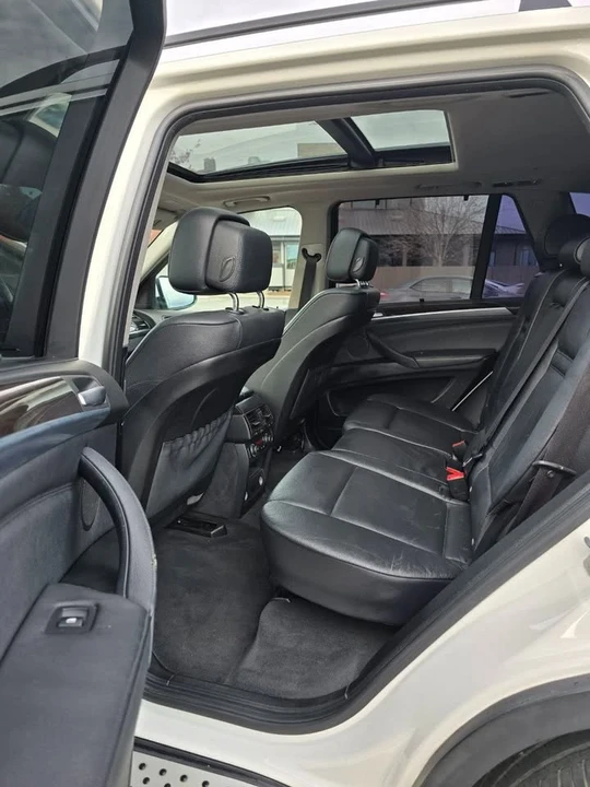 2013 BMW E70 X5 - Image 9 of 16