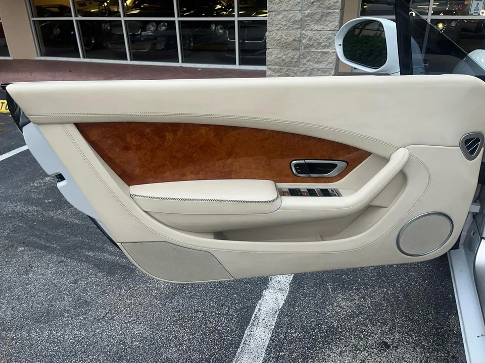 2013 Bentley Continental GTC - Image 29 of 31