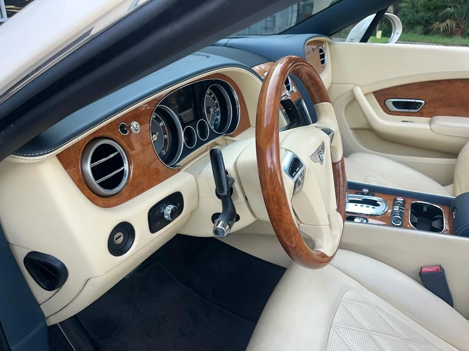 2013 Bentley Continental GT 2nd Gen - Image 30 of 31