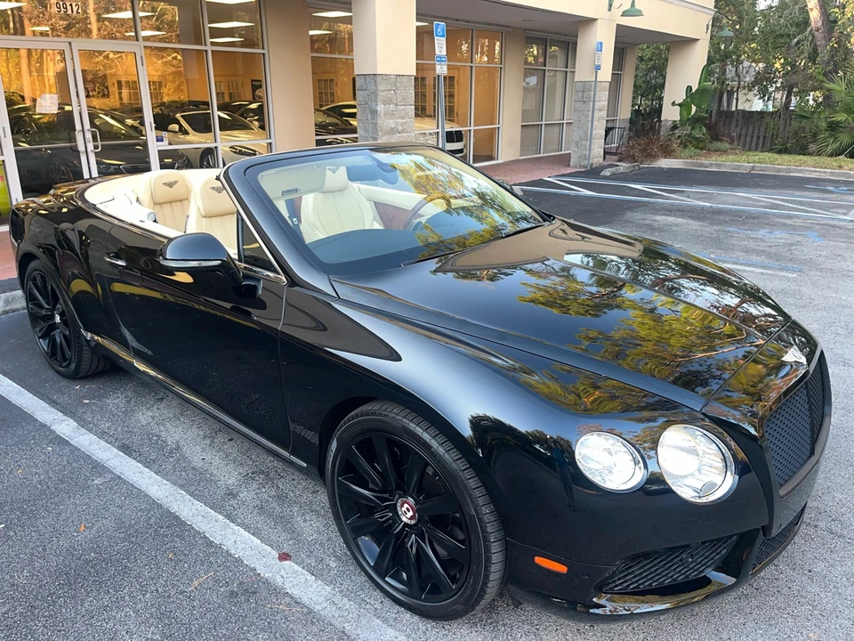 2013 Bentley Continental GTC - Image 2 of 31