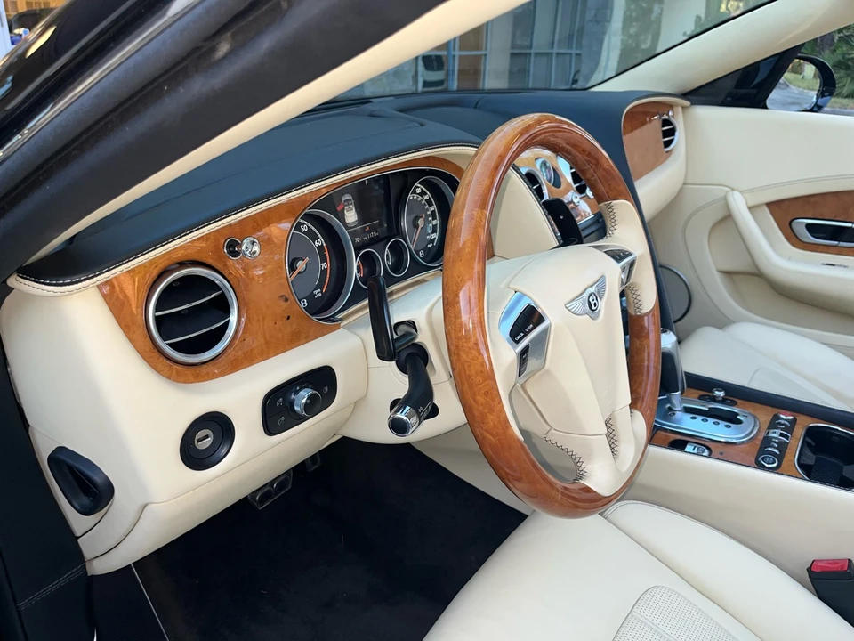 2013 Bentley Continental GTC - Image 31 of 31