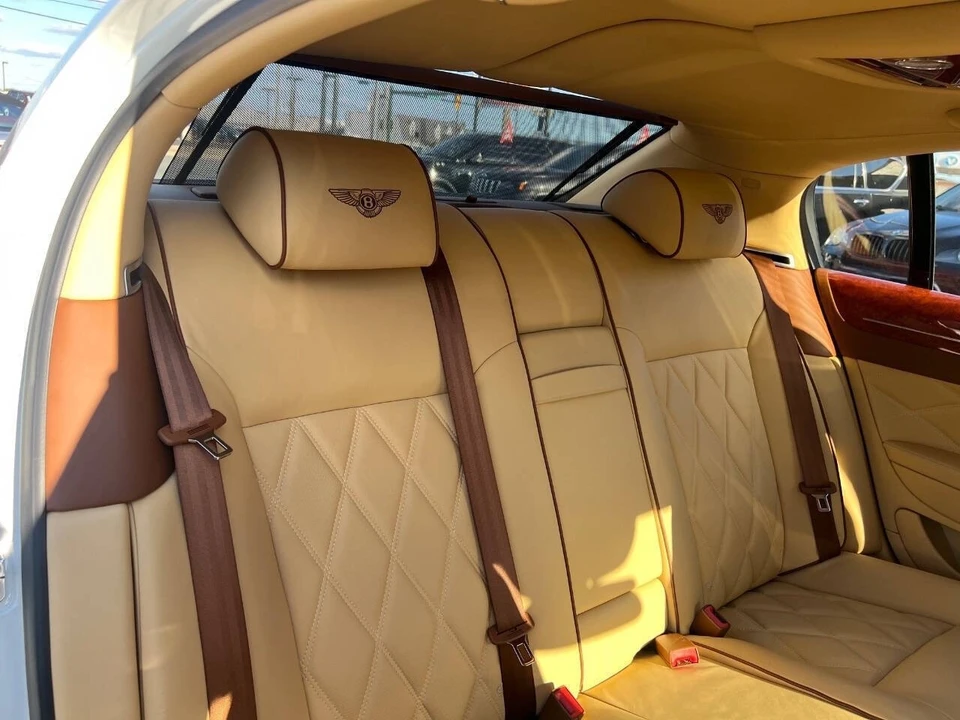 2013 Bentley Continental Flying Spur - Image 11 of 21