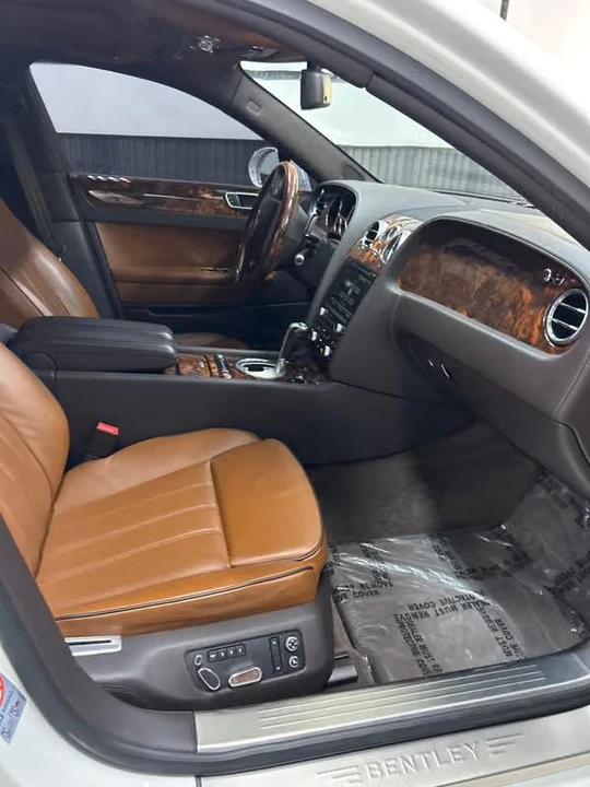 2013 Bentley Continental Flying Spur - Image 13 of 20
