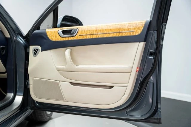 2013 Bentley Continental Flying Spur - Image 24 of 31