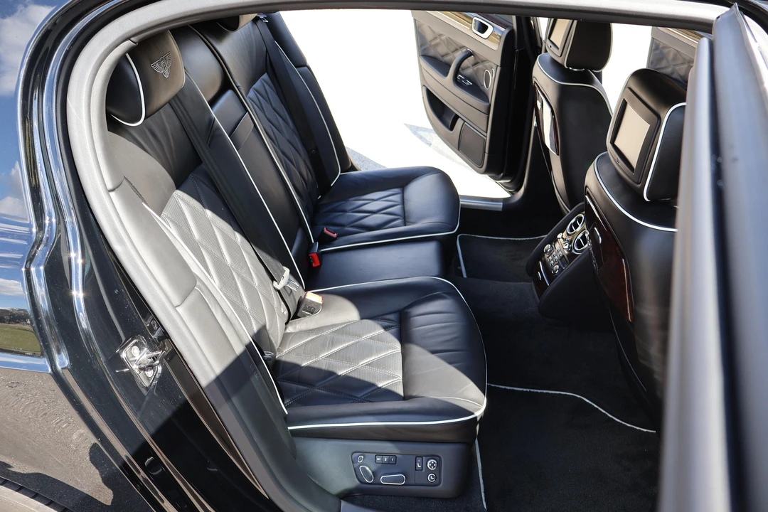 2013 Bentley Continental Flying Spur - Image 26 of 30