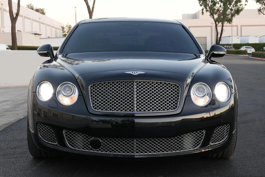 2013 Bentley Continental Flying Spur - Image 2 of 31