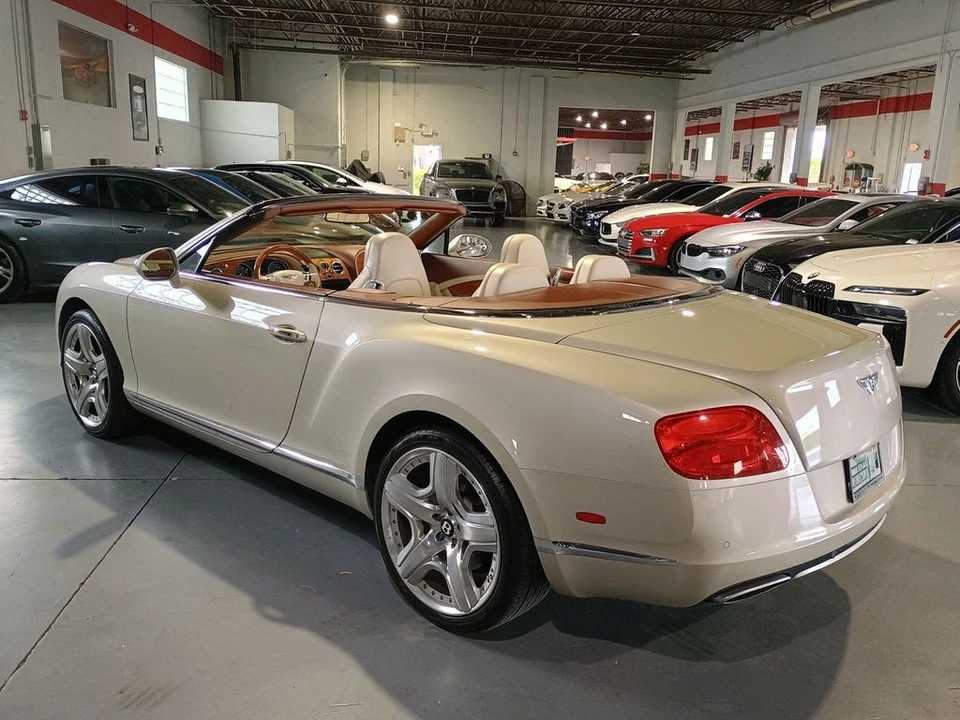 2013 Bentley - Image 4 of 12