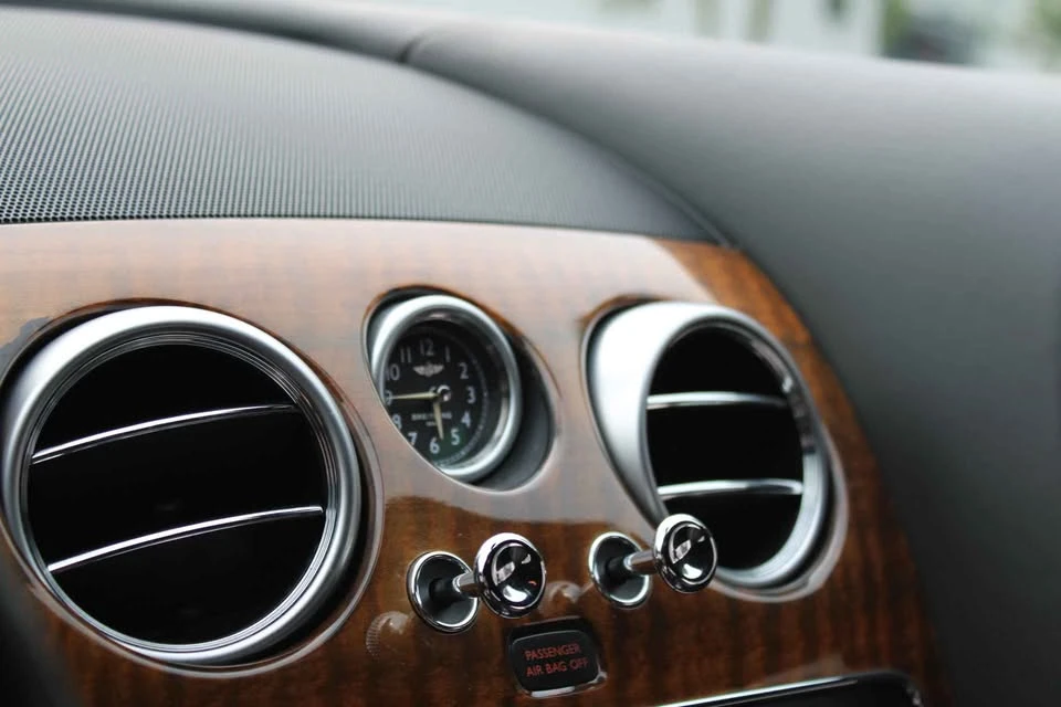 2013 Bentley Continental GT V8 2nd Gen - Image 15 of 16