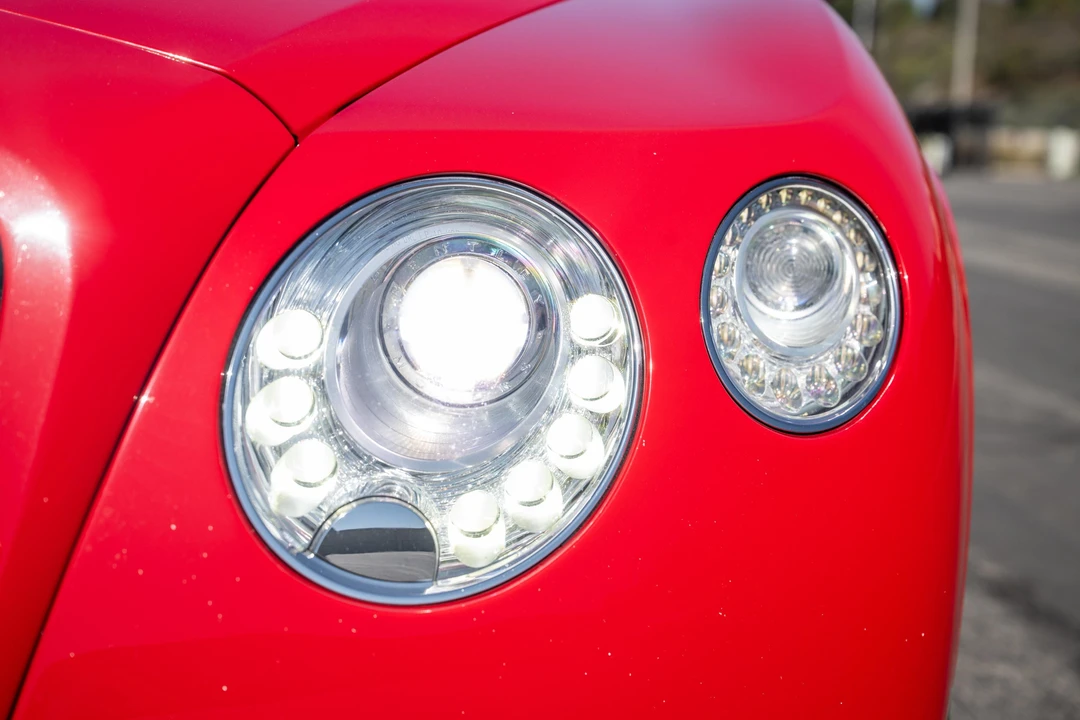 2013 Bentley Continental GT 2nd Gen - Image 18 of 31