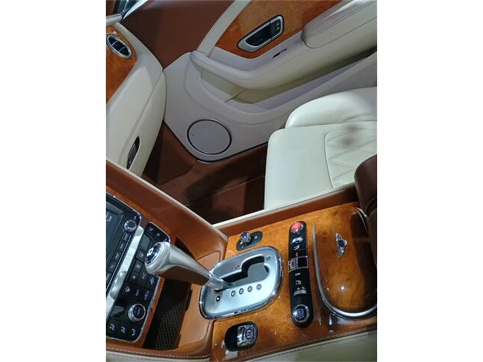 2013 Bentley Continental GT 2nd Gen - Image 28 of 31