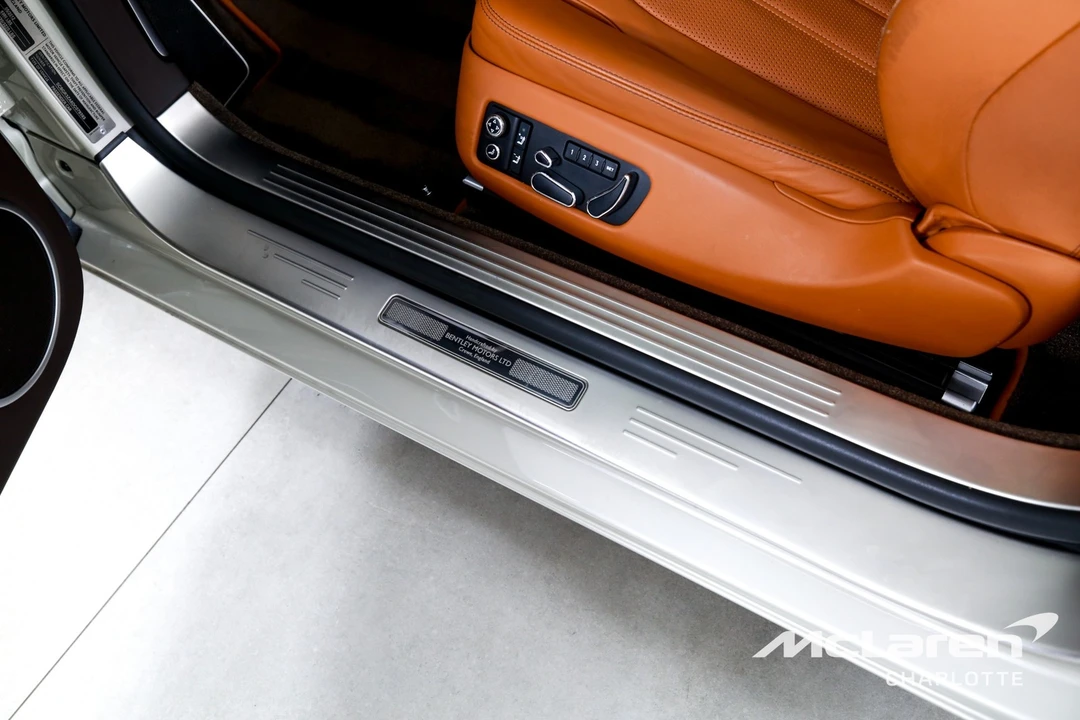 2013 Bentley - Image 18 of 31