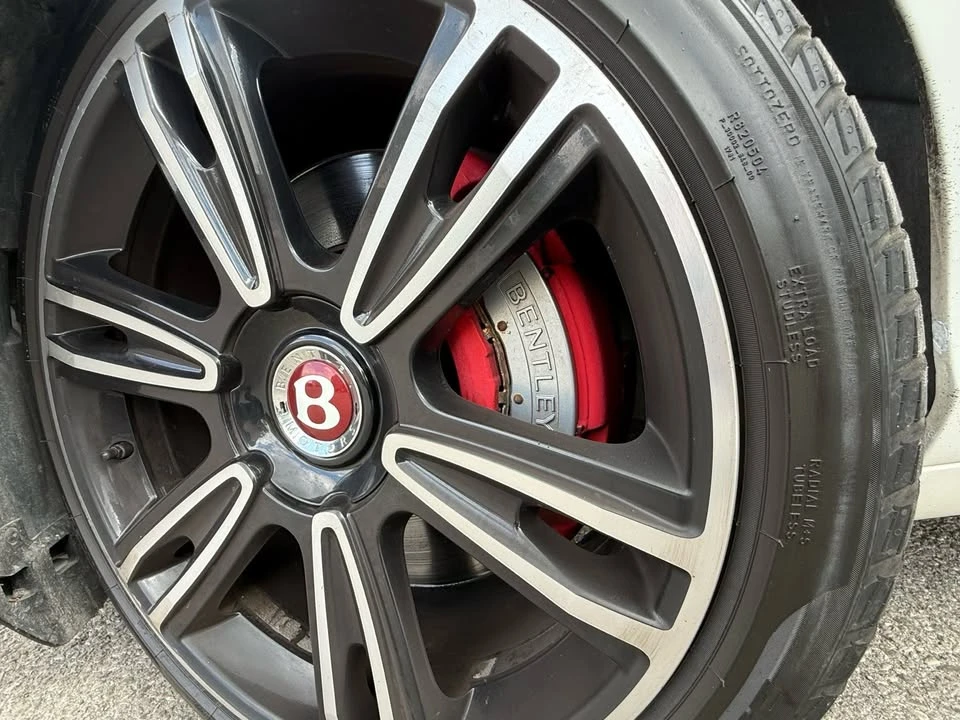 2013 Bentley Continental GT V8 2nd Gen - Image 11 of 20