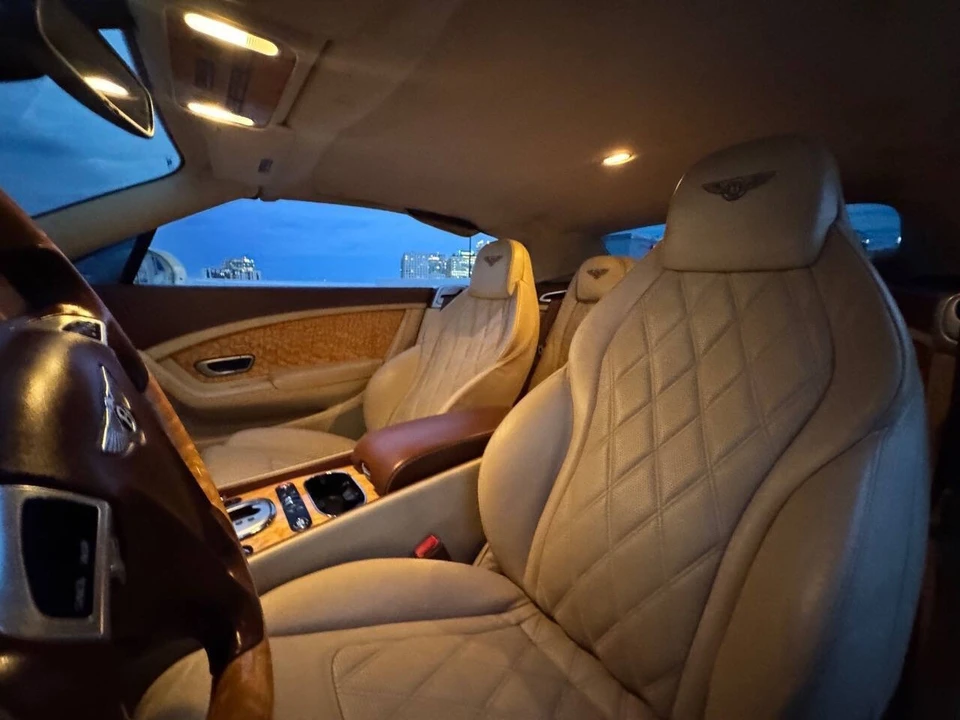 2013 Bentley Continental GT V8 2nd Gen - Image 19 of 21