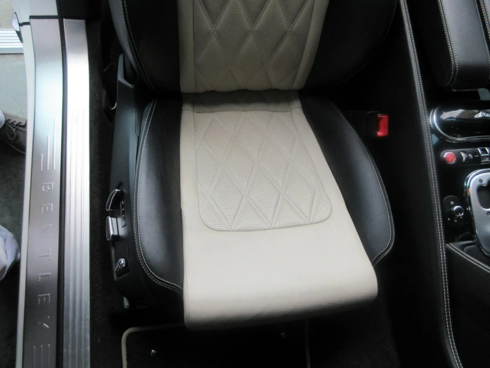 2013 Bentley Continental GTC - Image 24 of 31