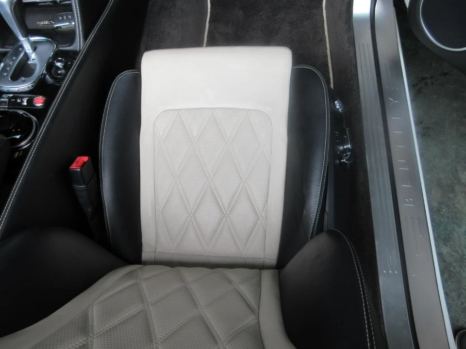 2013 Bentley Continental GTC - Image 26 of 31