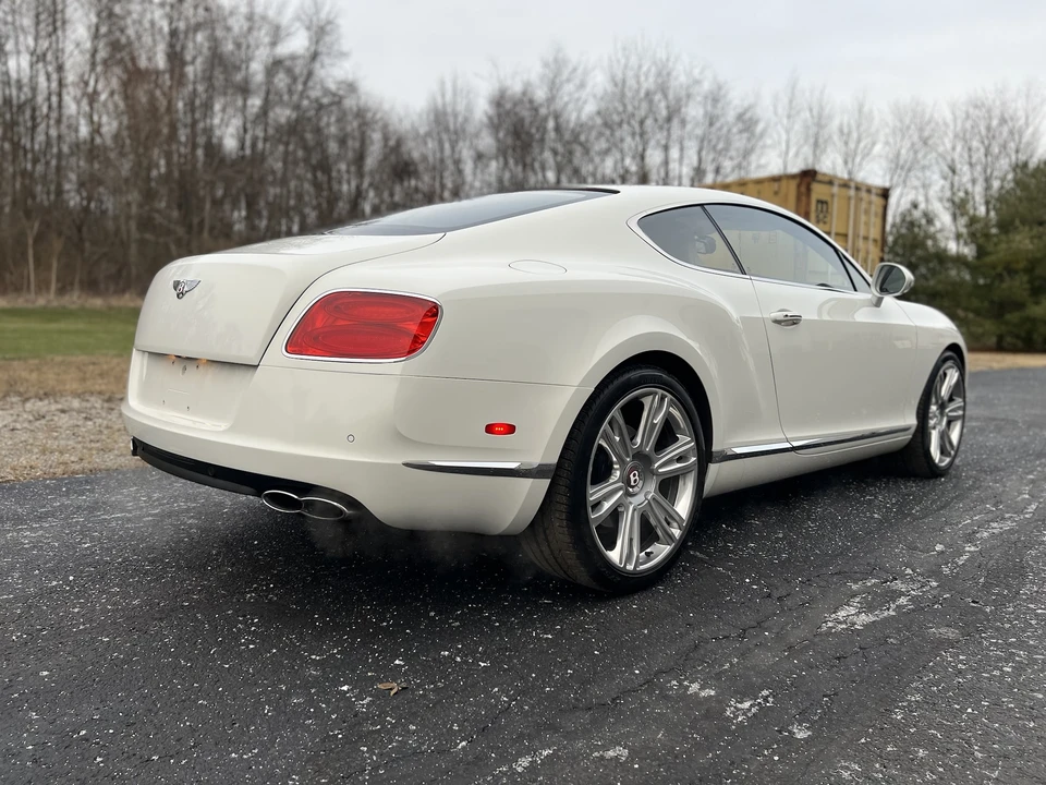 2013 Bentley Continental GT V8 2nd Gen - Image 26 of 31