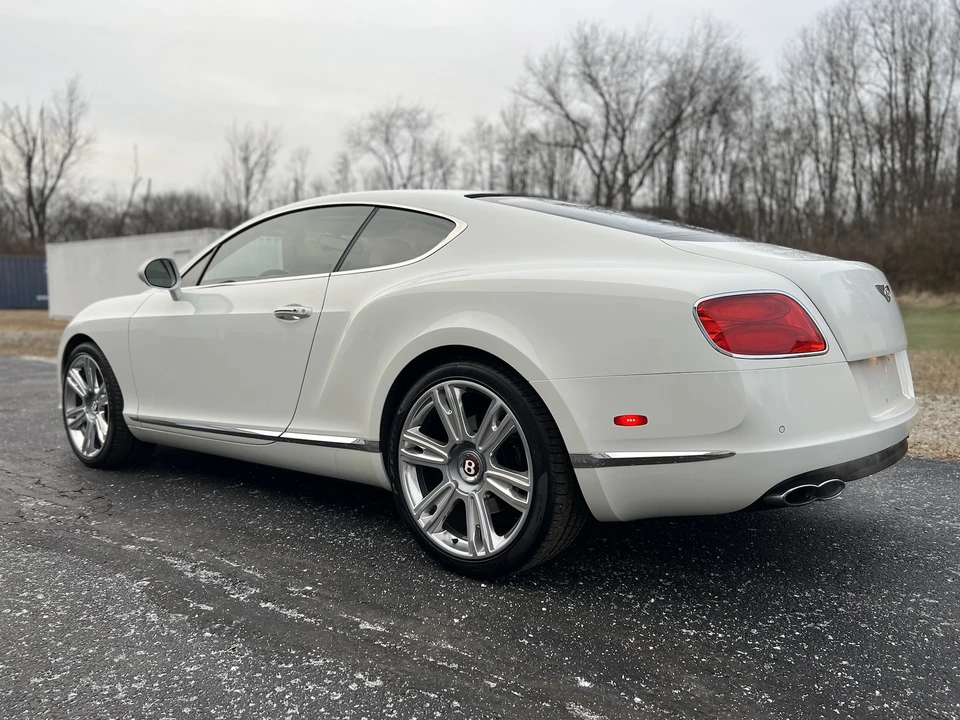 2013 Bentley Continental GT V8 2nd Gen - Image 17 of 31