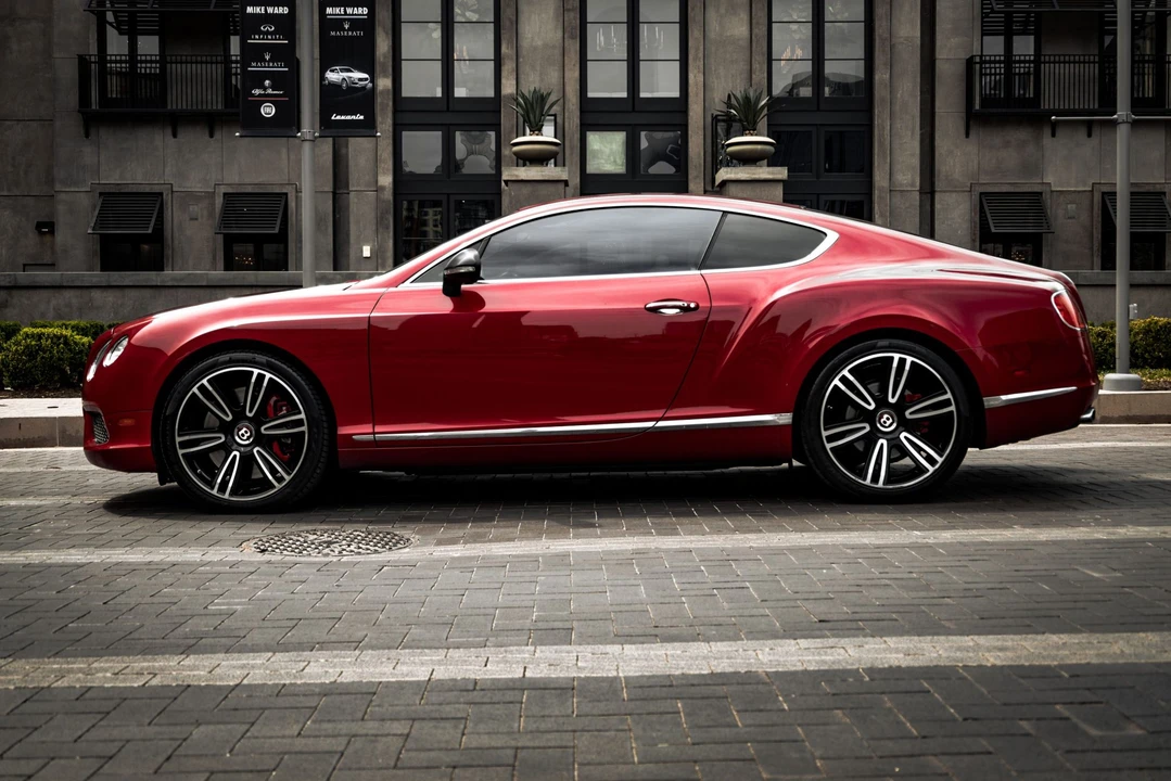 2013 Bentley Continental GT V8 2nd Gen - Image 16 of 31