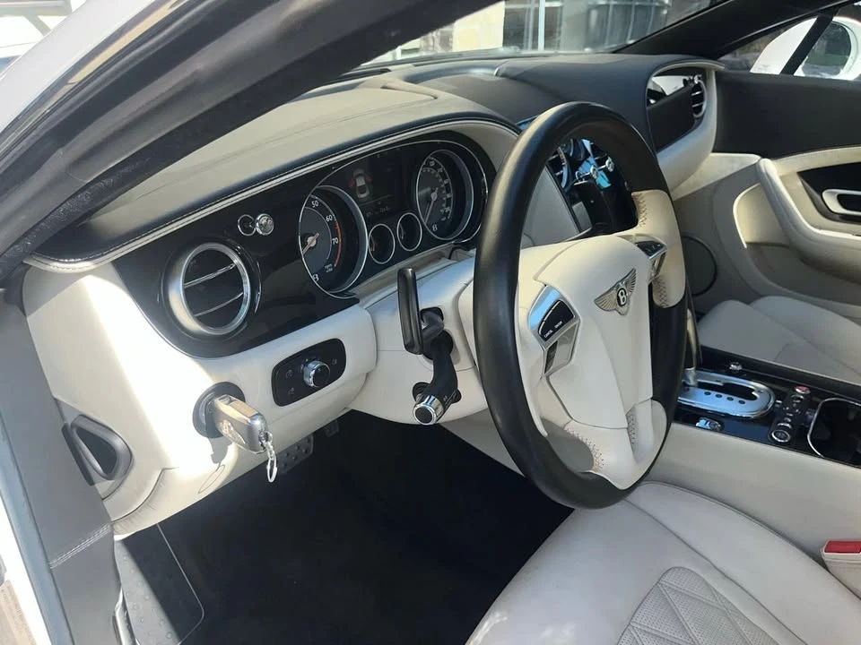 2013 Bentley Continental GT V8 2nd Gen - Image 15 of 20
