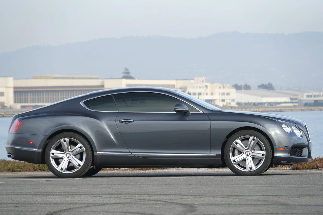 2013 Bentley Continental GT V8 2nd Gen - Image 26 of 31