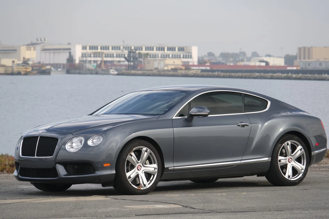 2013 Bentley Continental GT V8 2nd Gen - Image 16 of 31
