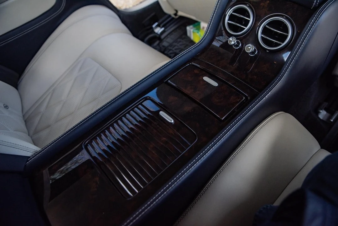 2013 Bentley Continental GT 2nd Gen - Image 24 of 31