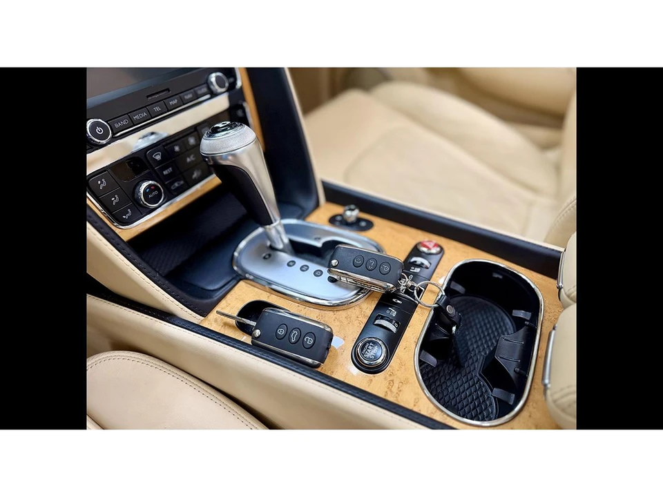 2013 Bentley Continental GTC - Image 23 of 26