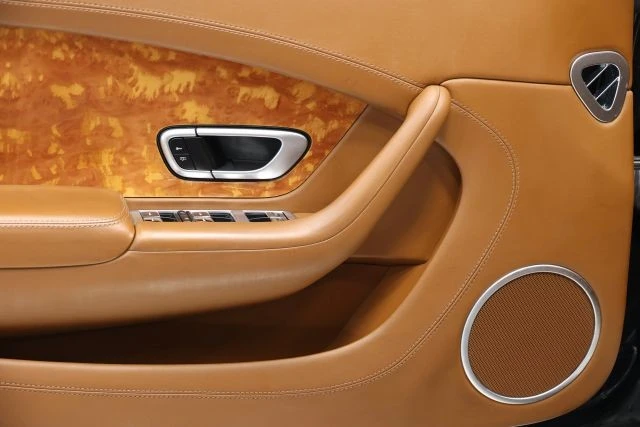 2013 Bentley Continental GTC - Image 8 of 31