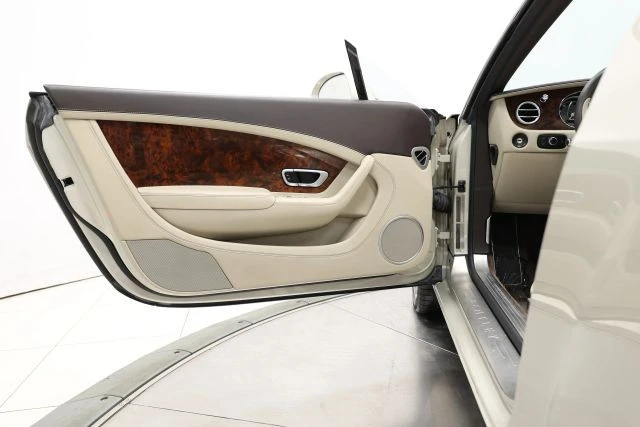 2013 Bentley Continental GTC - Image 10 of 12