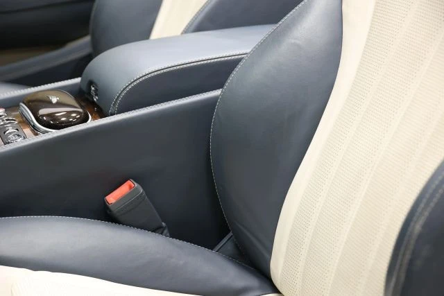 2013 Bentley Continental GTC - Image 19 of 31