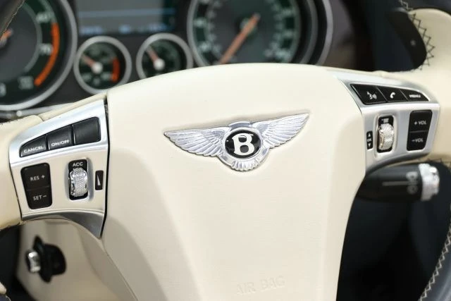 2013 Bentley Continental GTC - Image 25 of 31