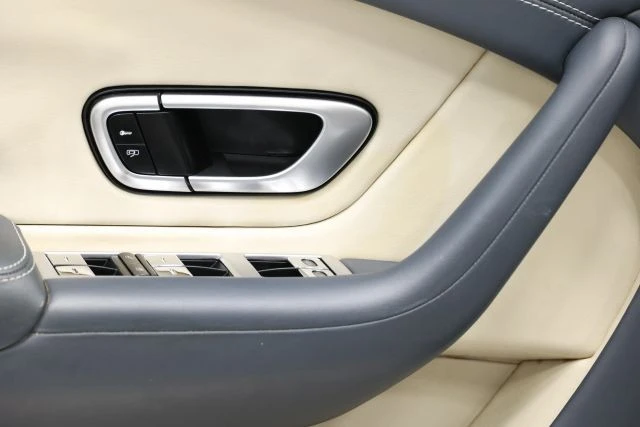 2013 Bentley Continental GTC - Image 10 of 31