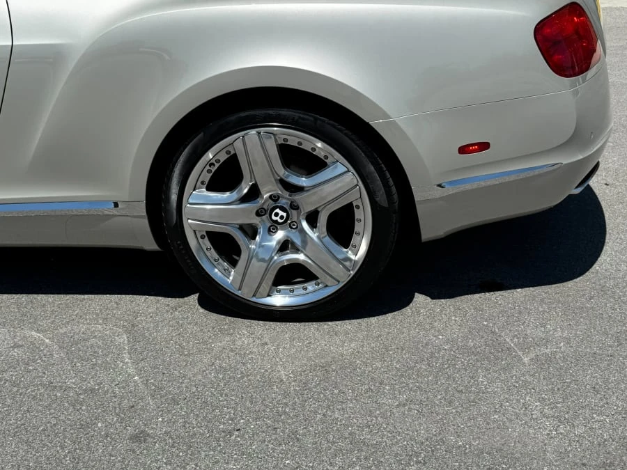 2013 Bentley Continental GTC - Image 8 of 14