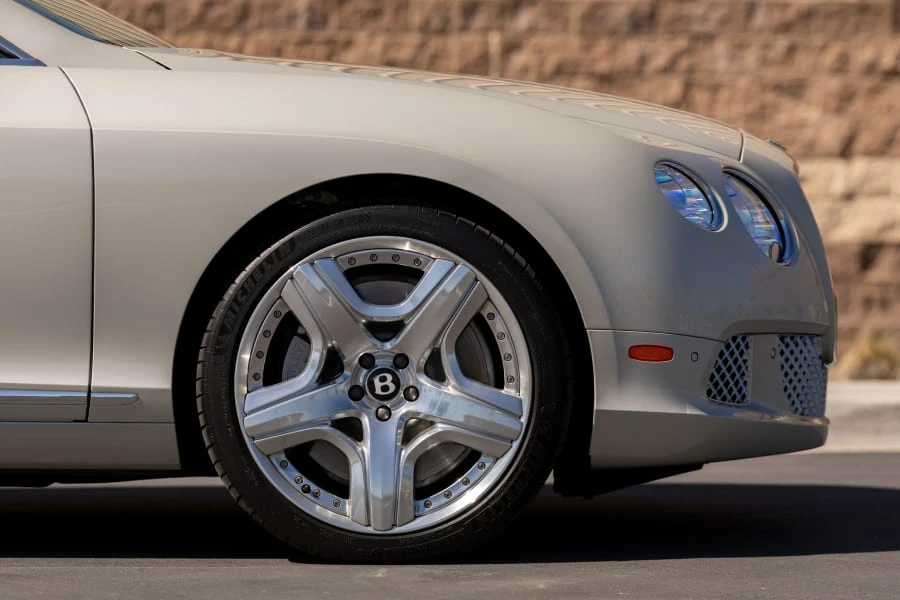 2013 Bentley Continental GTC - Image 22 of 31