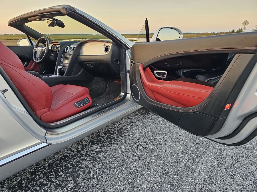 2013 Bentley Continental GTC - Image 30 of 31