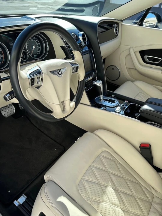 2013 Bentley Continental GTC - Image 10 of 11