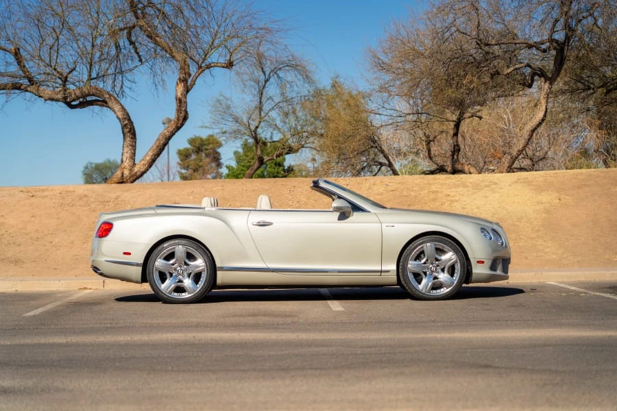2013 Bentley Continental GTC - Image 2 of 31