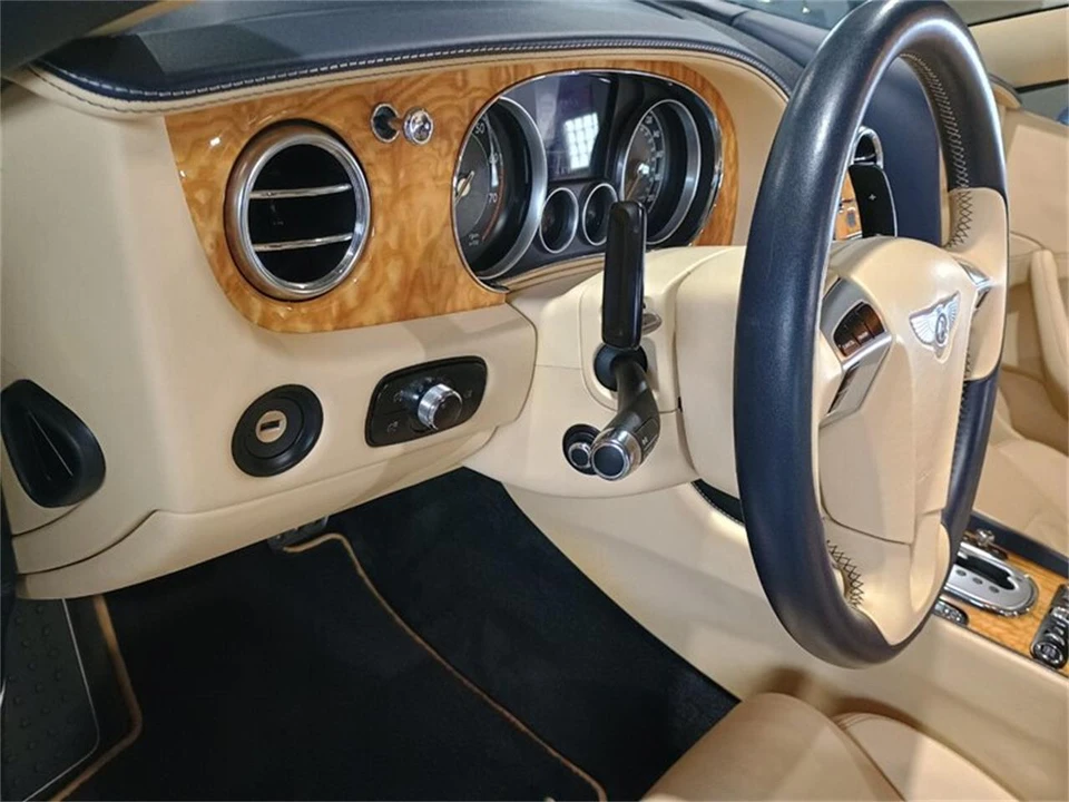 2013 Bentley Continental GTC - Image 18 of 31